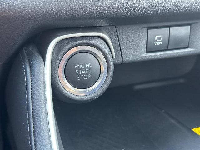2025 Toyota Grand Highlander Vehicle Photo in COLUMBIA, MO 65203-3903