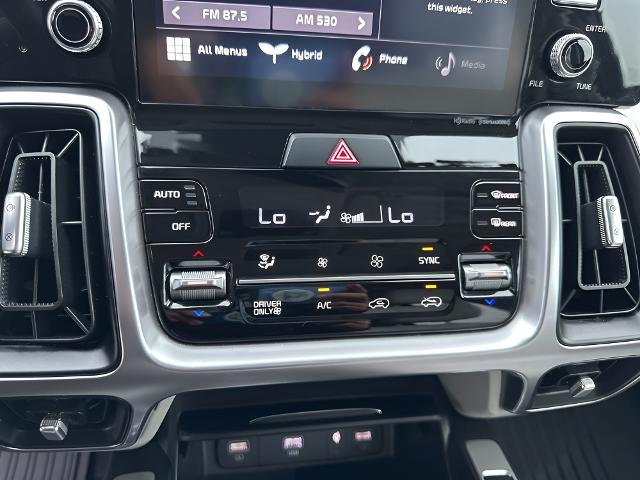 2021 Kia Sorento Hybrid Vehicle Photo in MANITOWOC, WI 54220-5838