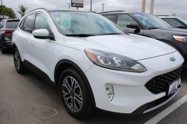 2020 Ford Escape Vehicle Photo in Neenah, WI 54956