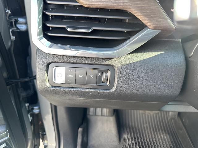 2024 GMC Acadia Vehicle Photo in MANITOWOC, WI 54220-5838