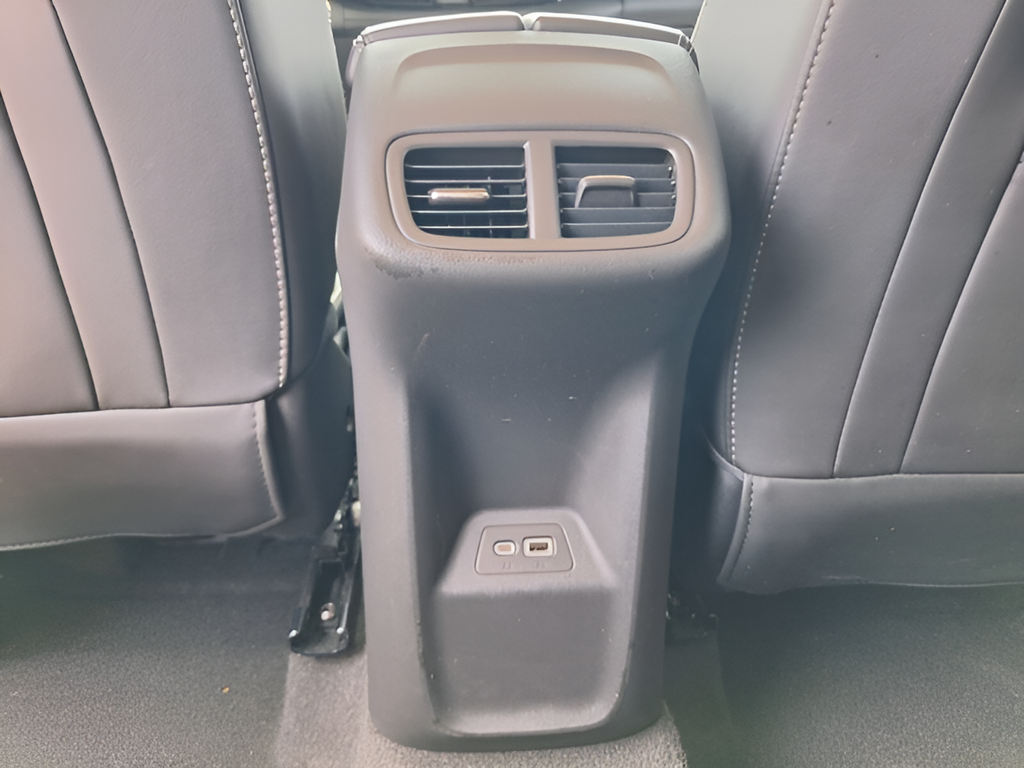 2023 Buick Envision Essence - 9