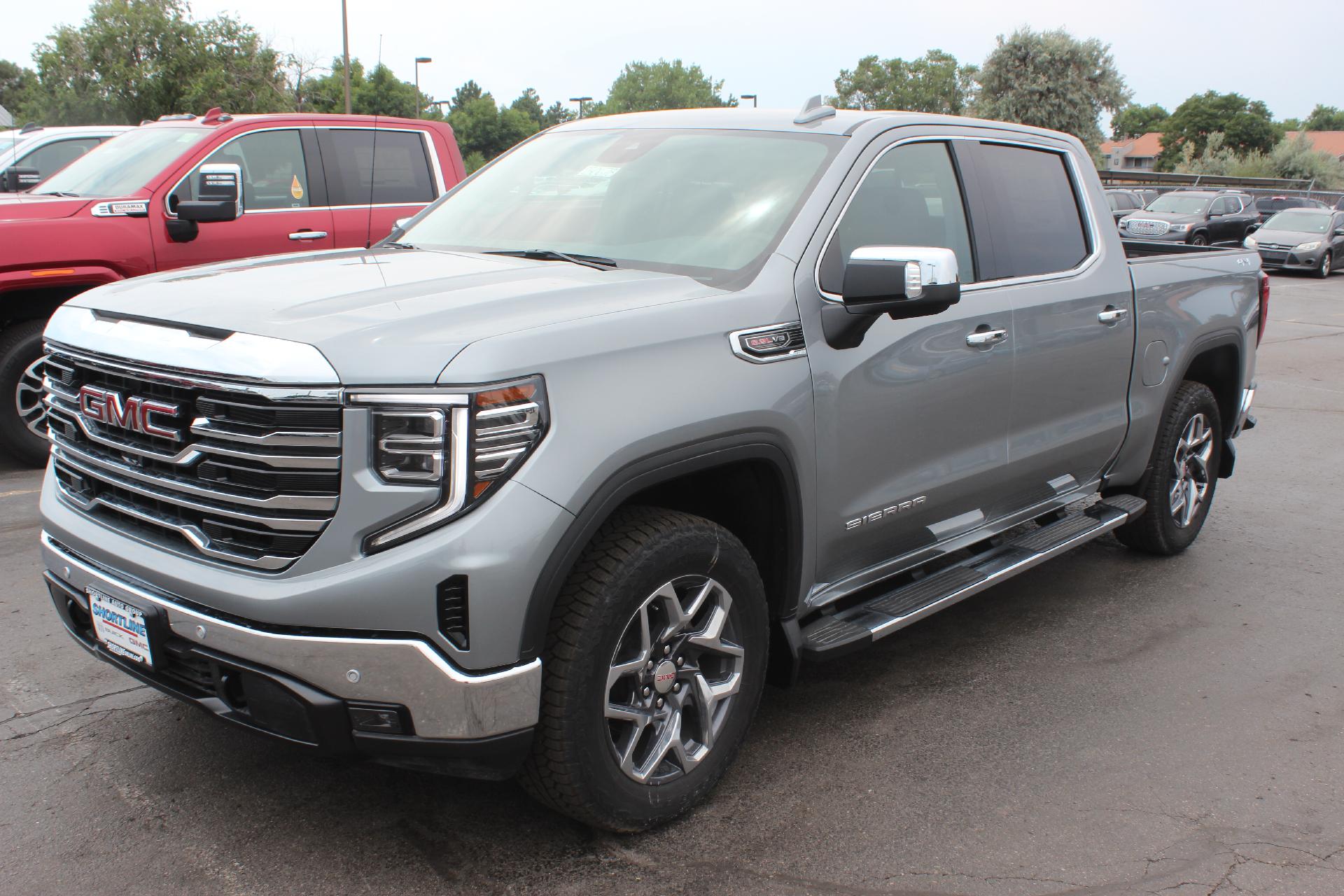 2025 GMC Sierra 1500 Vehicle Photo in AURORA, CO 80012-4011