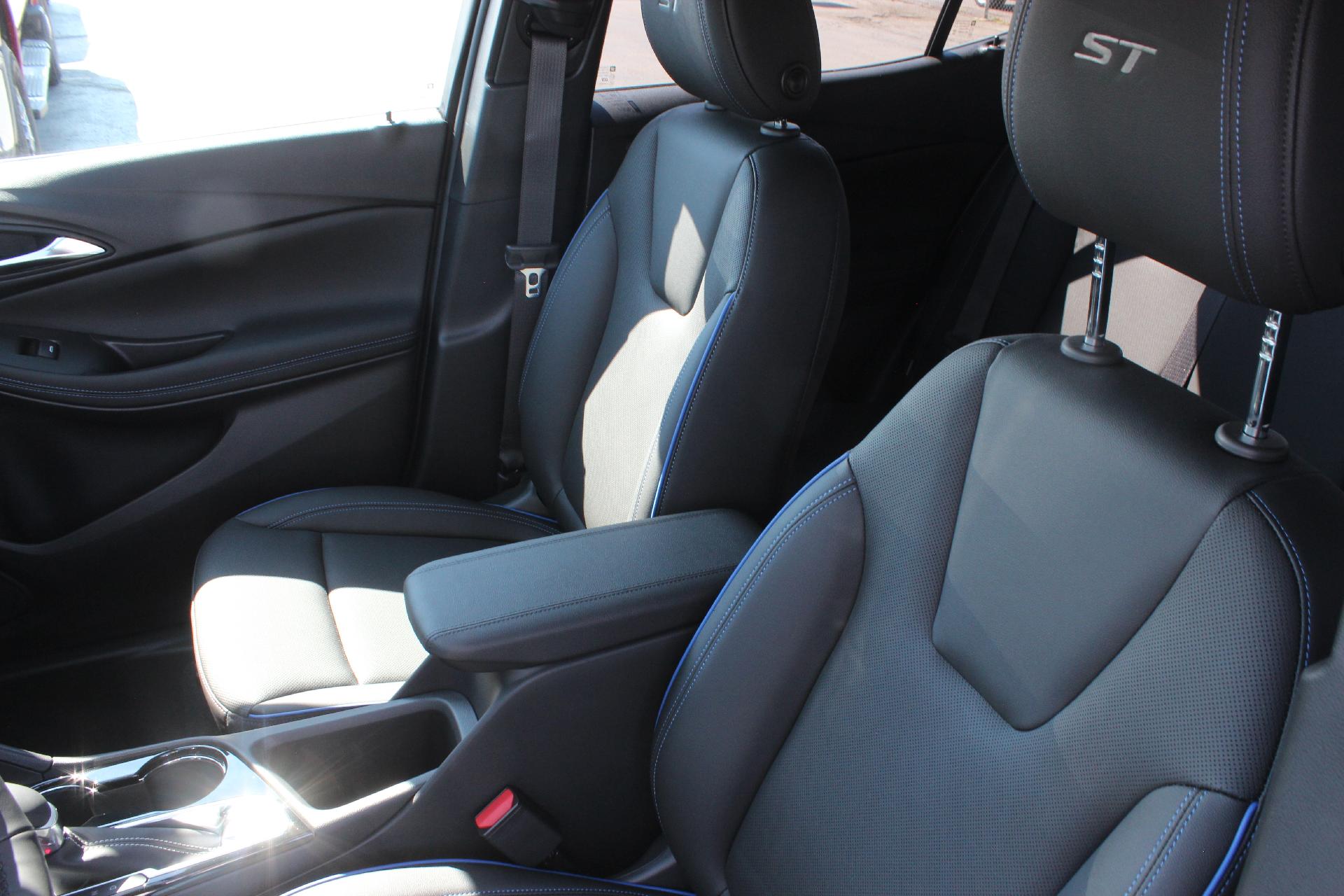 2026 Buick Encore GX Vehicle Photo in AURORA, CO 80012-4011