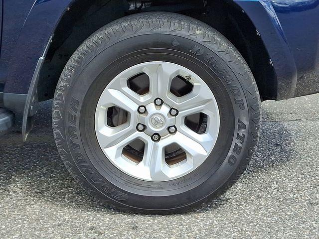 2019 Toyota 4Runner Vehicle Photo in DANBURY, CT 06810-5034