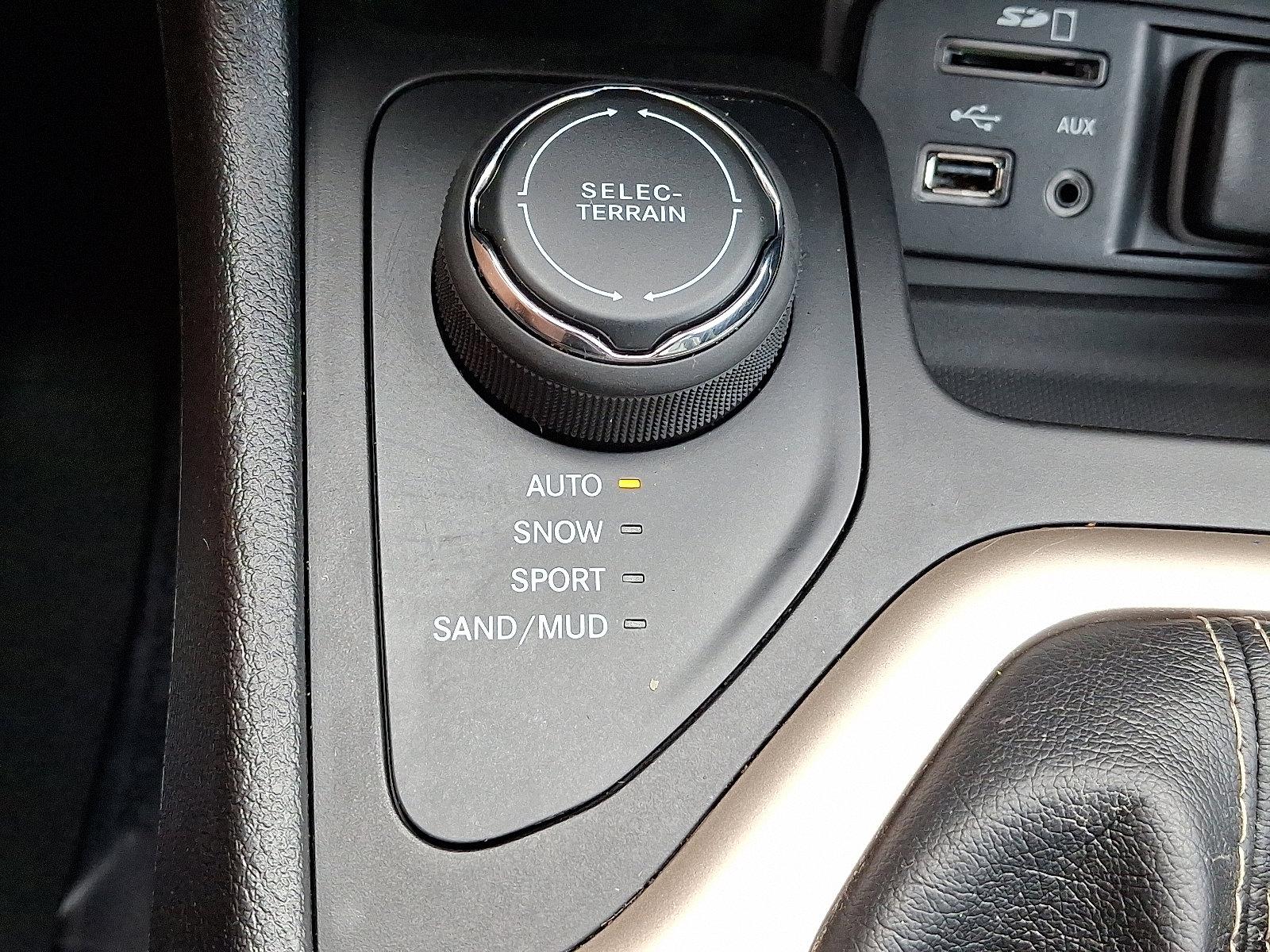 2018 Jeep Cherokee Vehicle Photo in Harrisburg, PA 17111