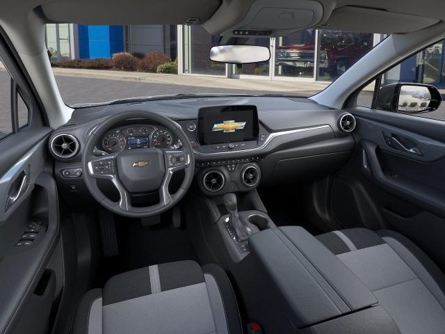 2025 Chevrolet Blazer Vehicle Photo in DANBURY, CT 06810-5034