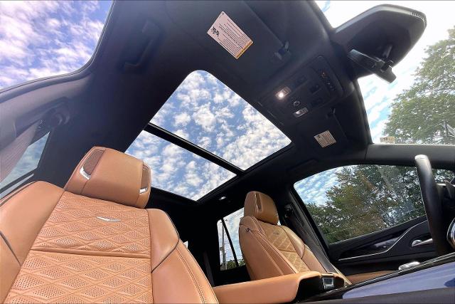 2023 Cadillac Escalade Vehicle Photo in INDEPENDENCE, MO 64055-1314