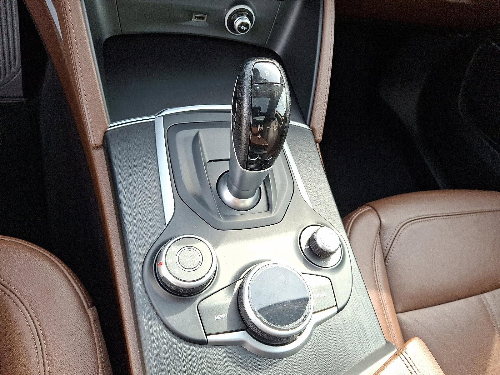 2018 Alfa Romeo Stelvio Vehicle Photo in Willow Grove, PA 19090