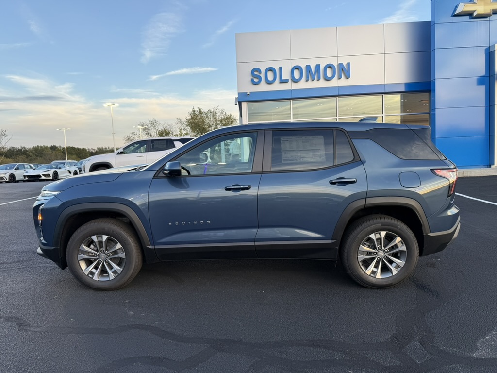 2027 Chevrolet Equinox photo 2 of 20