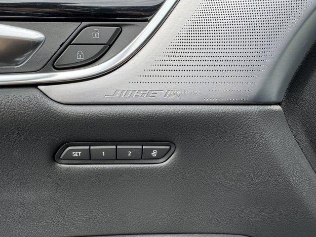 2025 Cadillac XT5 Vehicle Photo in LEOMINSTER, MA 01453-2952