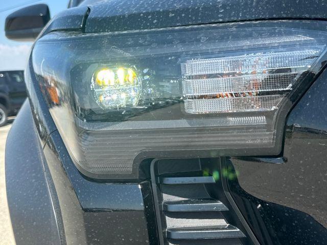 2025 Toyota Tacoma 4WD Vehicle Photo in Jonesboro, AR 72404