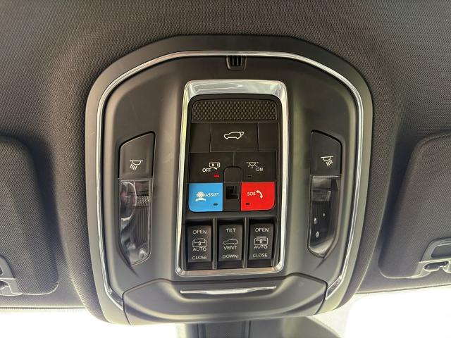 2024 Jeep Grand Cherokee L Vehicle Photo in Statesboro, GA 30458