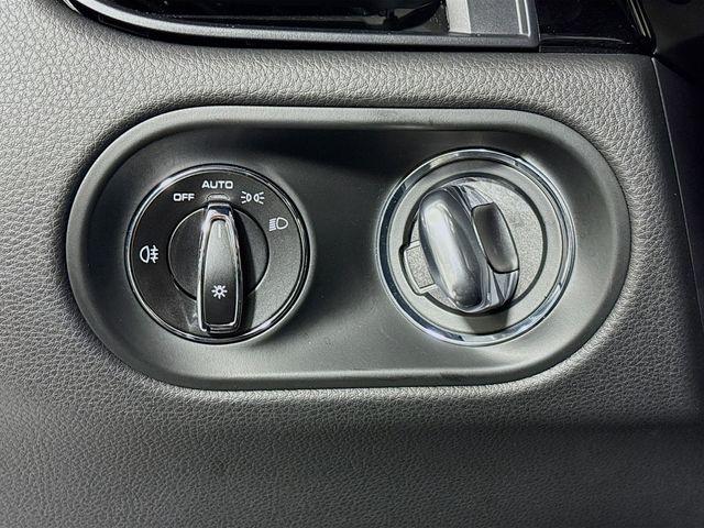 2021 Porsche Macan Vehicle Photo in Puyallup, WA 98371