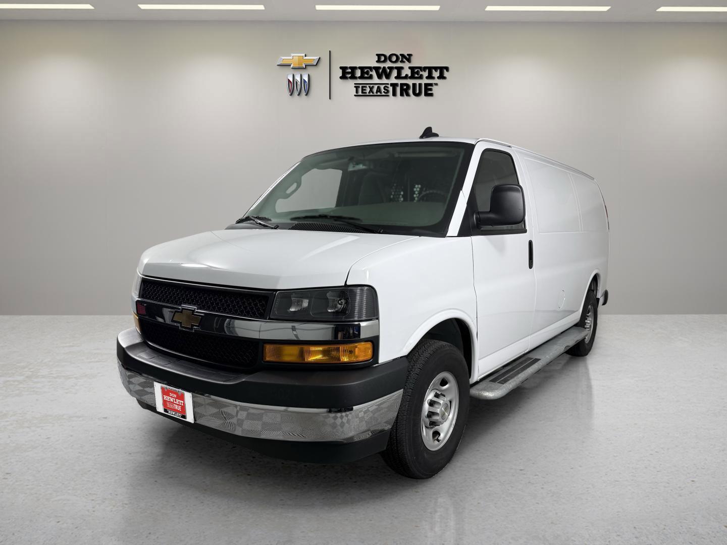 2024 Chevrolet Express Cargo 2500 Vehicle Photo in GEORGETOWN, TX 78626-7508