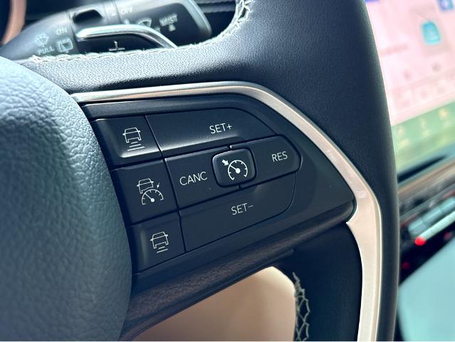 2024 Jeep Grand Cherokee L Vehicle Photo in BEAUFORT, SC 29906-4218