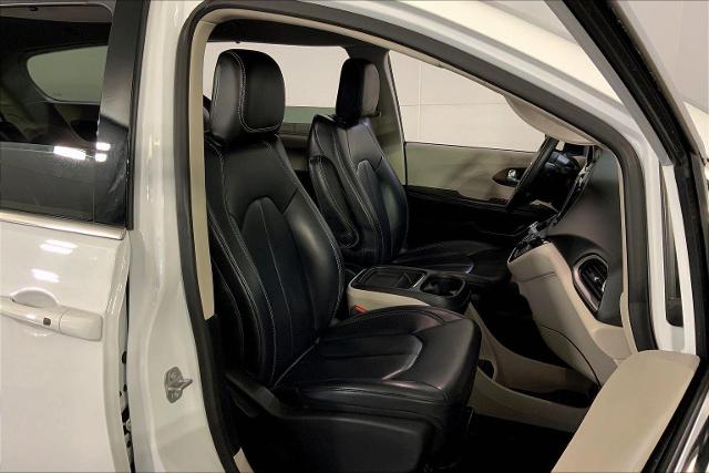 2021 Chrysler Voyager Vehicle Photo in INDEPENDENCE, MO 64055-1314