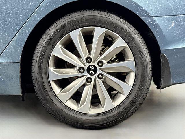 2017 Hyundai SONATA Vehicle Photo in Puyallup, WA 98371