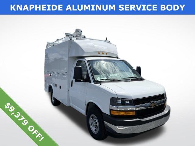2024 Chevrolet Express Cutaway 3500 Vehicle Photo in MECHANICSBURG, PA 17050-5233