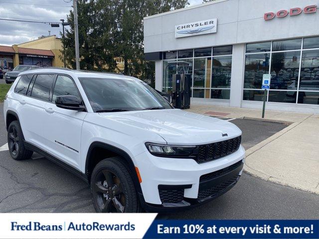 2025 Jeep Grand Cherokee L Vehicle Photo in Doylsetown, PA 18901