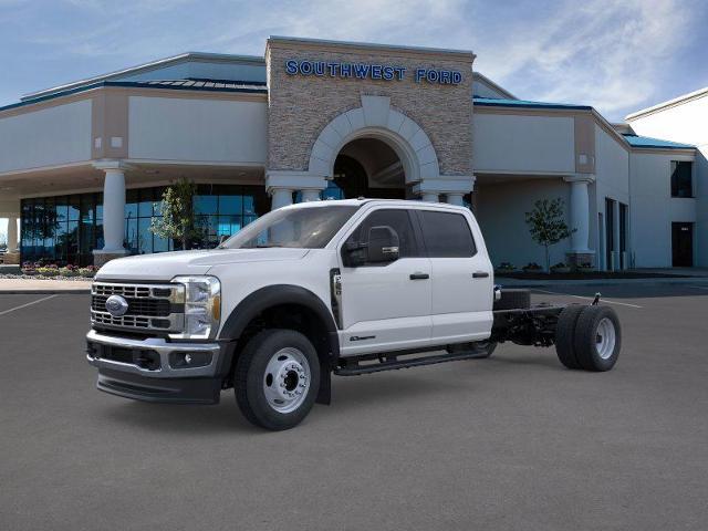 2025 Ford Super Duty F-550 DRW Vehicle Photo in Weatherford, TX 76087