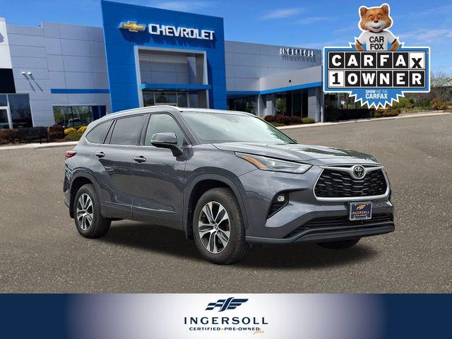 2022 Toyota Highlander Vehicle Photo in DANBURY, CT 06810-5034