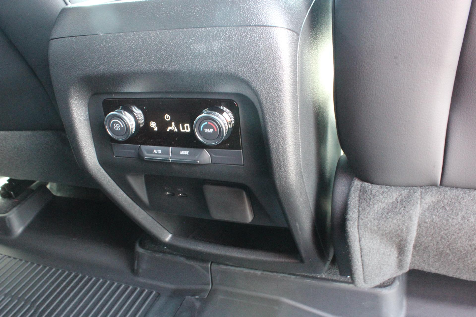 2026 Buick Enclave Vehicle Photo in AURORA, CO 80012-4011