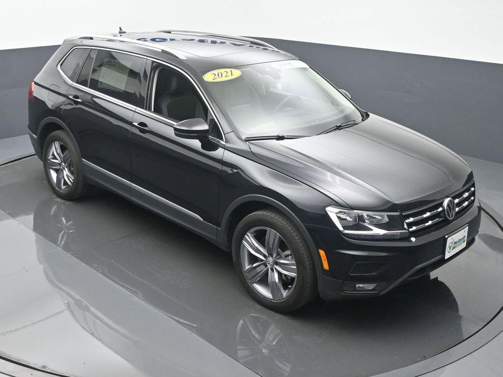 2021 Volkswagen Tiguan Vehicle Photo in Marion, IA 52302