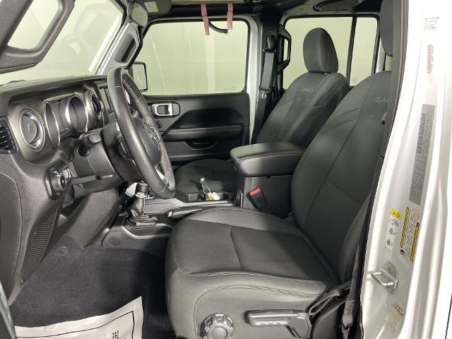 2019 Jeep Wrangler Unlimited Vehicle Photo in GILBERT, AZ 85297-0402