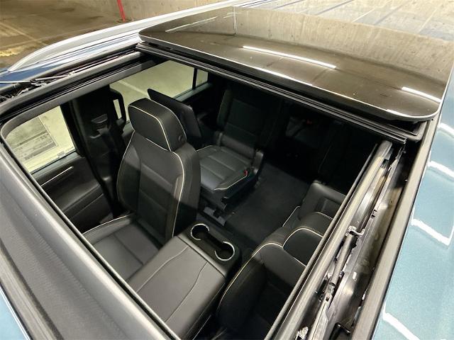 2026 Chevrolet Suburban Vehicle Photo in EVERETT, WA 98203-5662