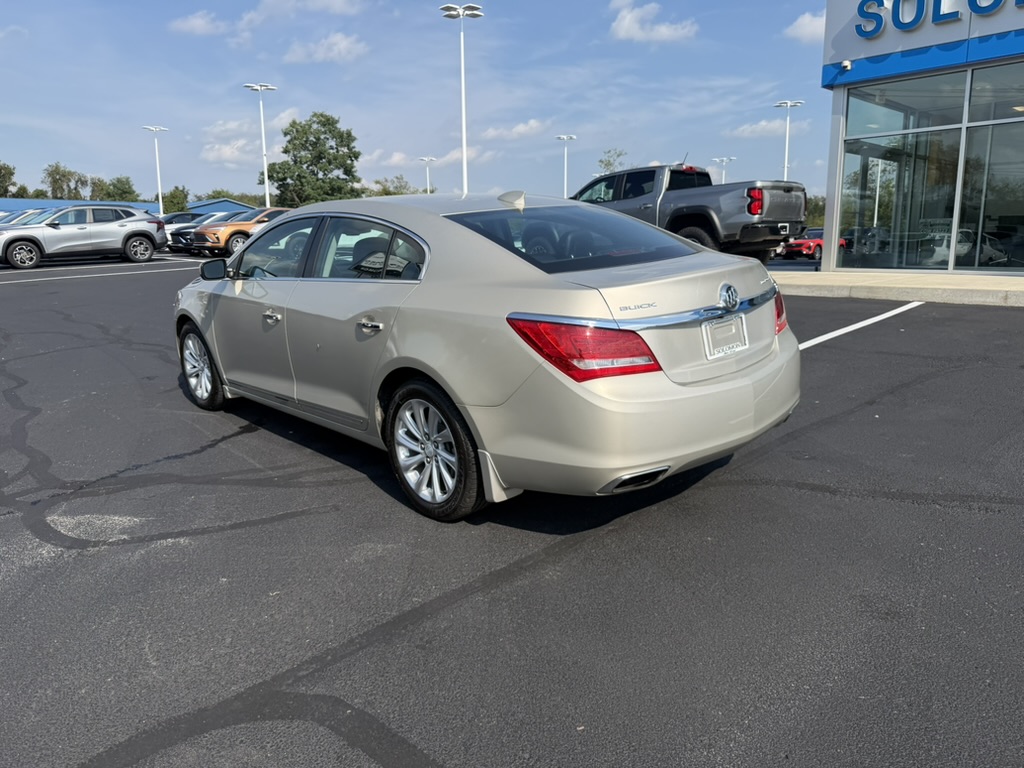 2016 Buick LaCrosse photo 4 of 34