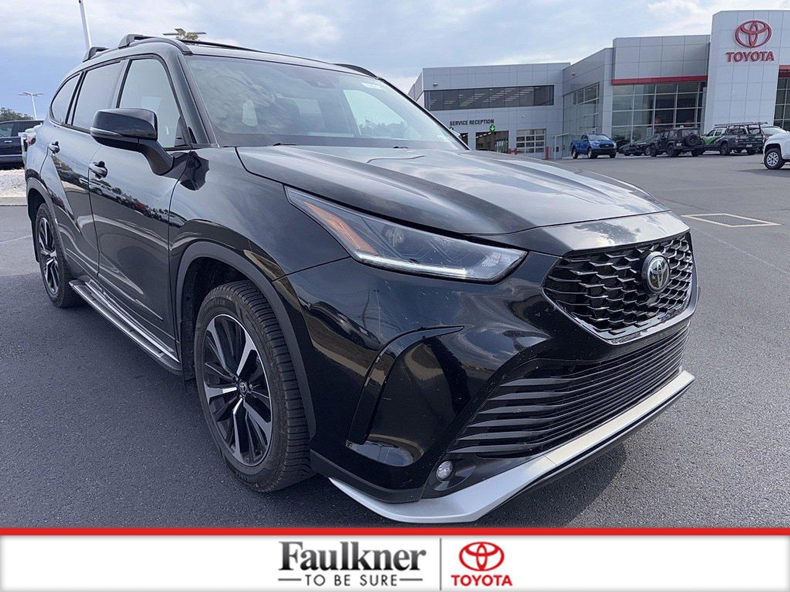 2022 Toyota Highlander Vehicle Photo in Harrisburg, PA 17111