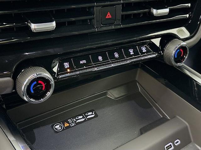 2025 Chevrolet Tahoe Vehicle Photo in PUYALLUP, WA 98371-4149