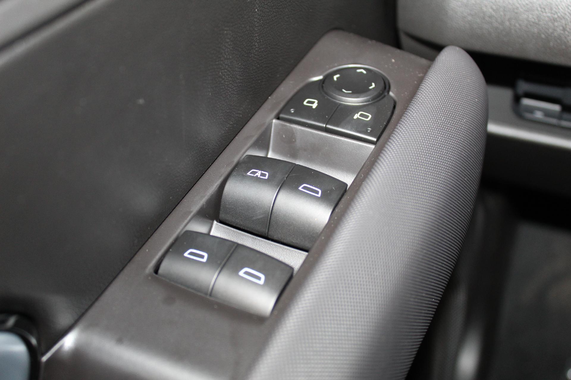 2026 Chevrolet Colorado Vehicle Photo in NORTHAMPTON, MA 01060-1120