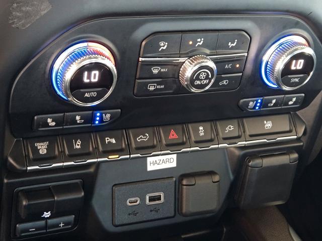 2022 GMC Sierra 3500HD Vehicle Photo in Weatherford, TX 76087