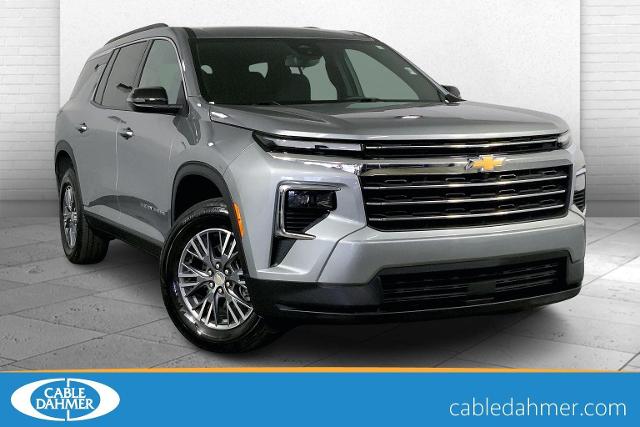2025 Chevrolet Traverse Vehicle Photo in INDEPENDENCE, MO 64055-1314