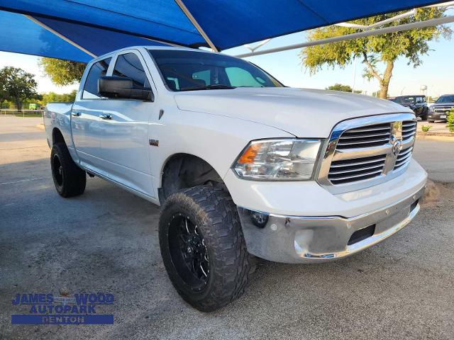 2016 Ram 1500 Vehicle Photo in DENTON, TX 76210-9321