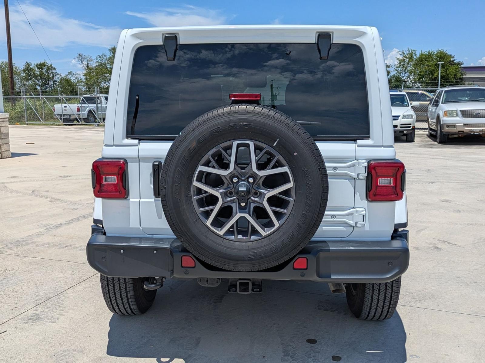 2024 Jeep Wrangler Vehicle Photo in Seguin, TX 78155