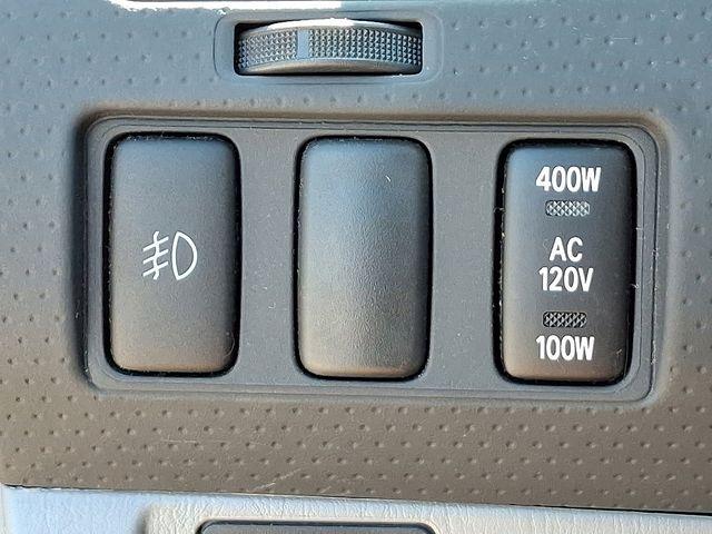 2013 Toyota Tacoma Vehicle Photo in DANBURY, CT 06810-5034