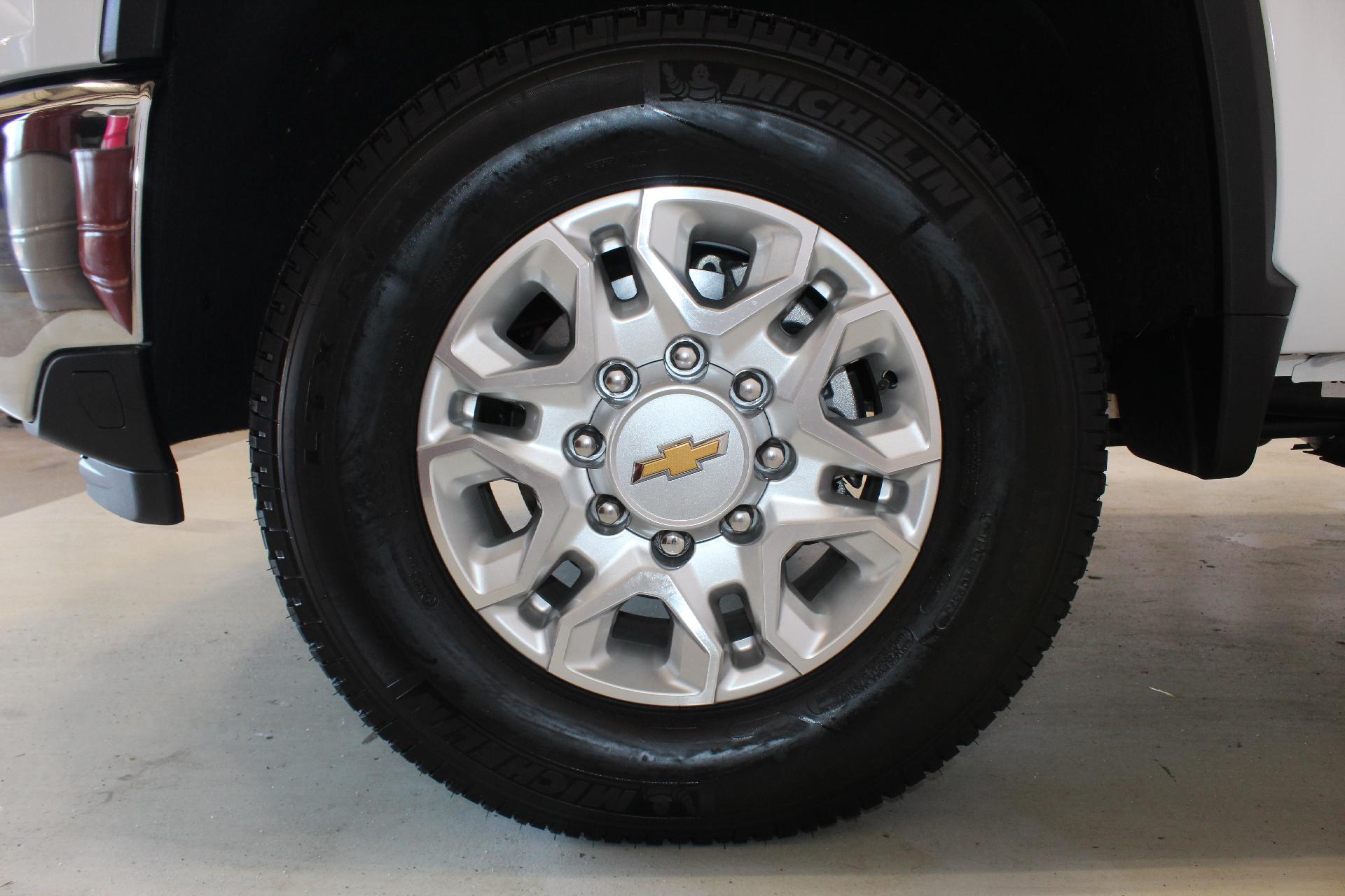 2024 Chevrolet Silverado 2500 HD Vehicle Photo in NORTHAMPTON, MA 01060-1120