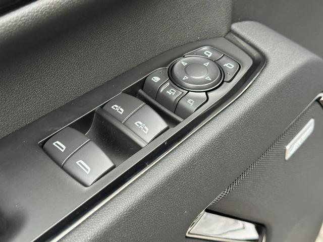 2026 GMC Sierra 2500 HD Vehicle Photo in COLUMBIA, MO 65203-3903