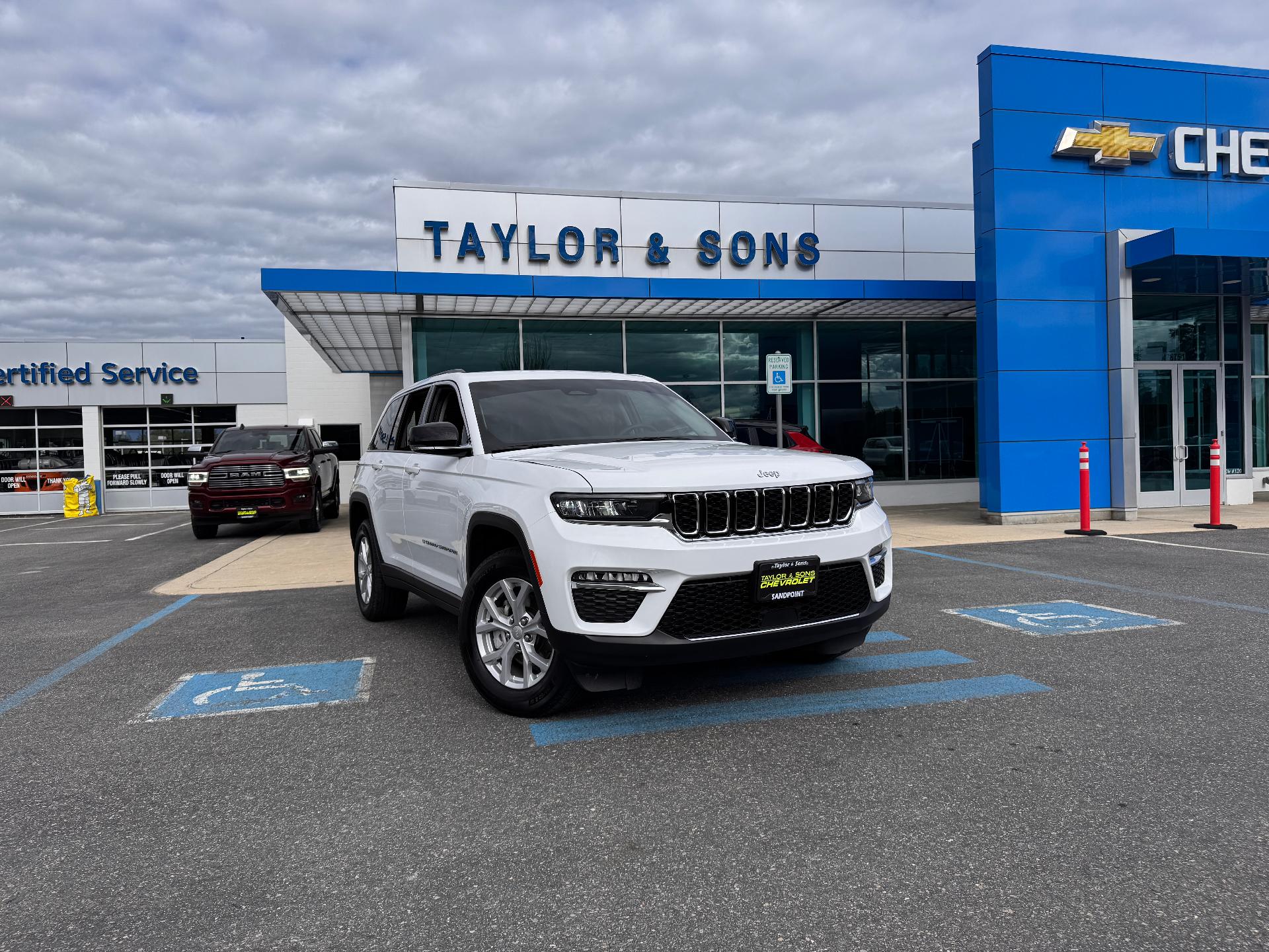  2024 Jeep Grand Cherokee Limited 4WD   
