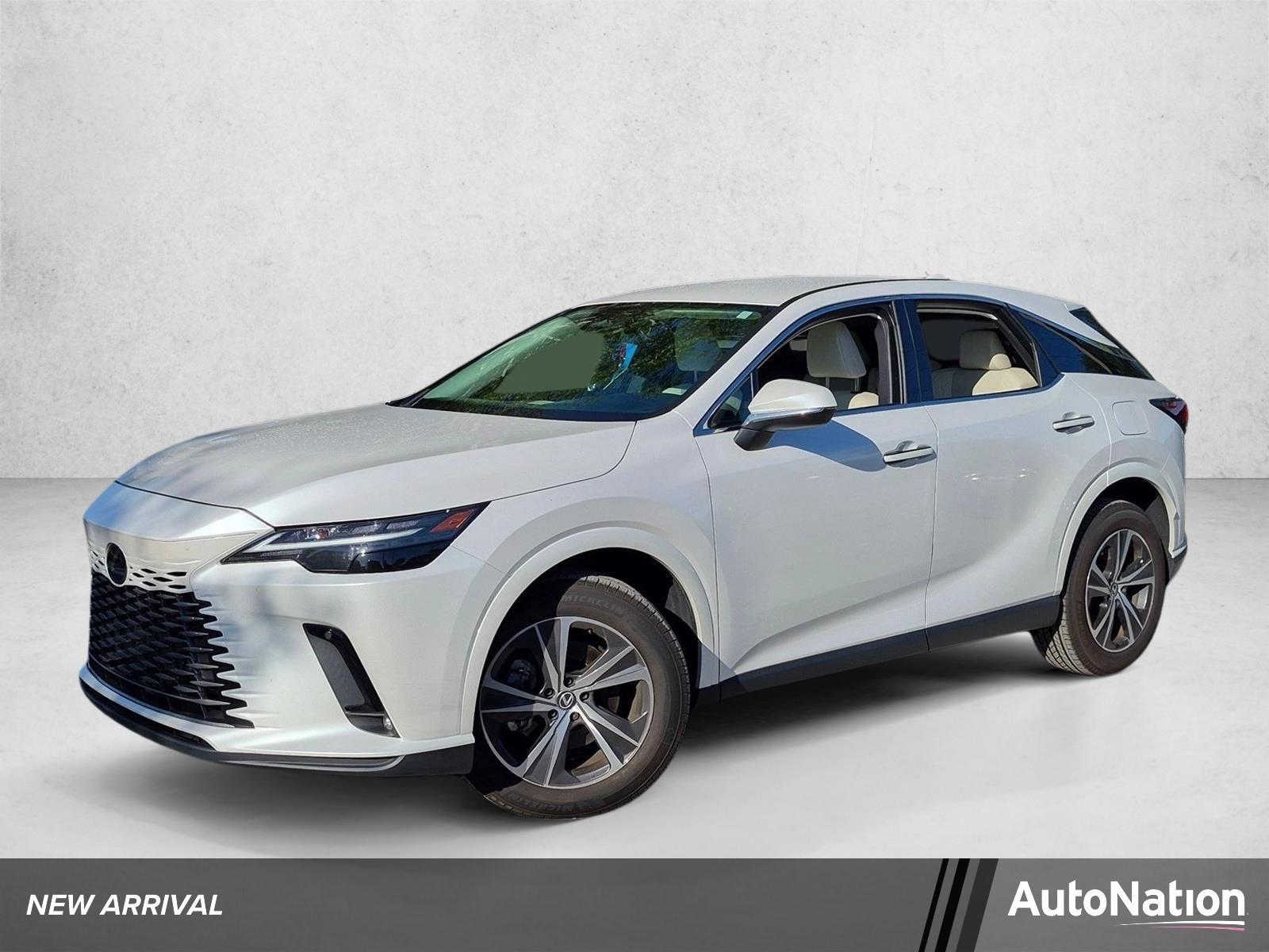 2024 Lexus RX 350 Vehicle Photo in Tampa, FL 33614