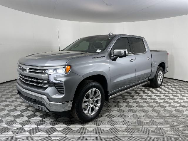 2024 Chevrolet Silverado 1500 Vehicle Photo in GILBERT, AZ 85297-0402