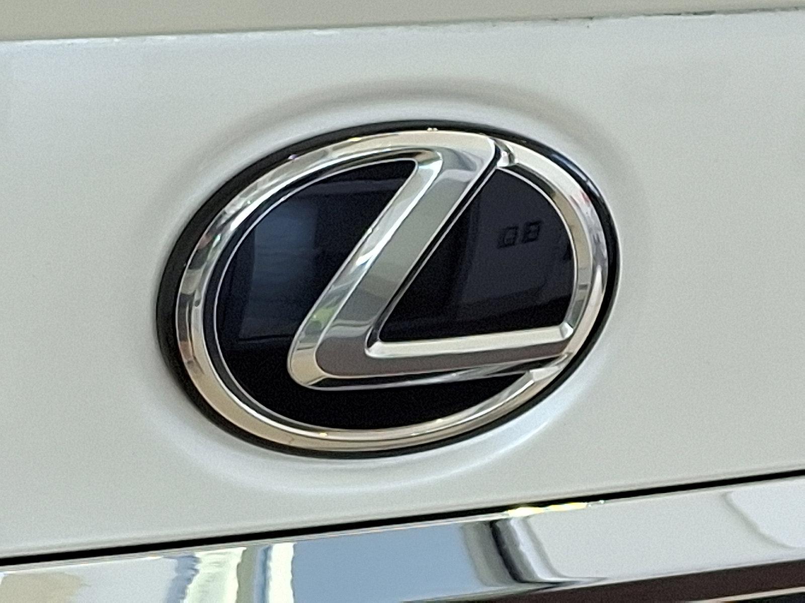 2025 Lexus ES 300h Vehicle Photo in Lancaster, PA 17601