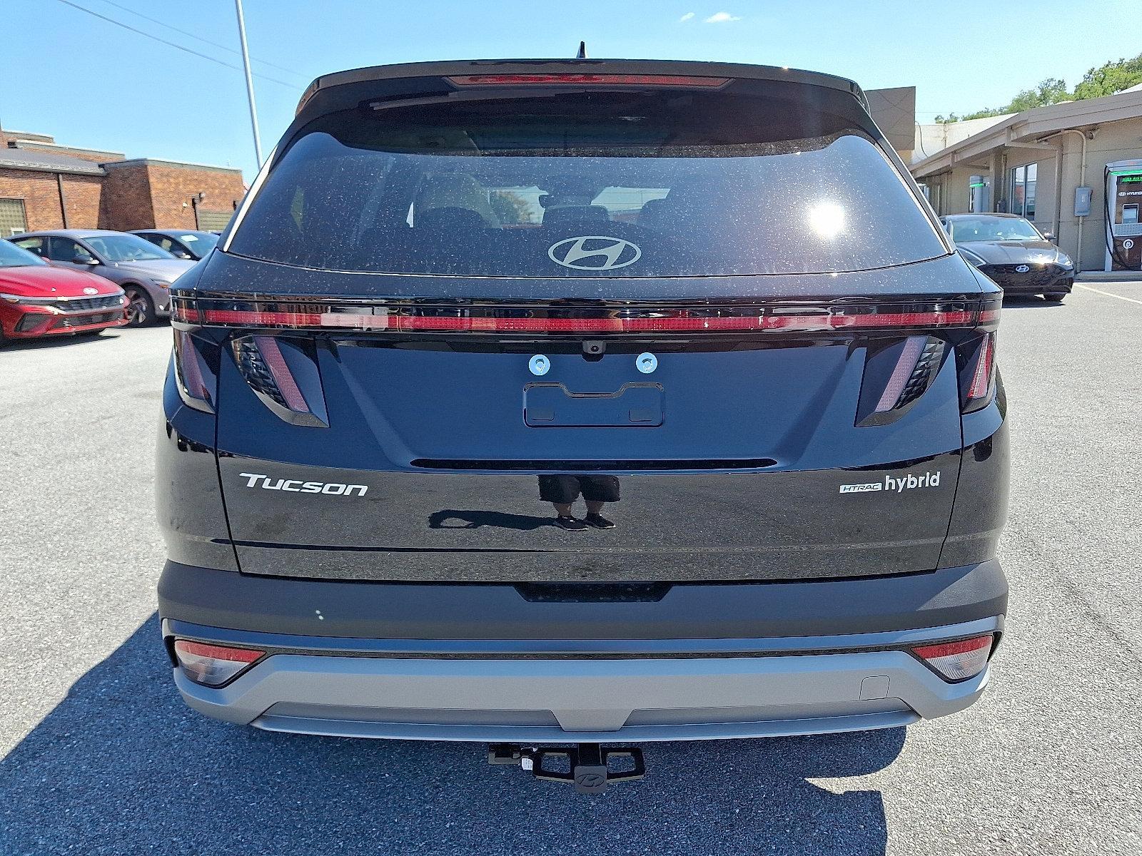 2025 Hyundai TUCSON Hybrid Vehicle Photo in Harrisburg, PA 17111