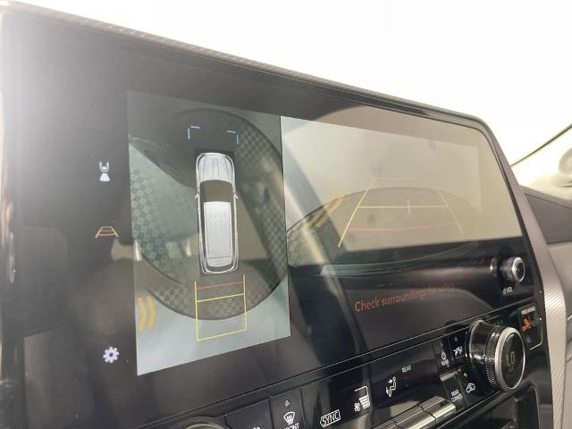 2024 Toyota Highlander Vehicle Photo in GILBERT, AZ 85297-0402