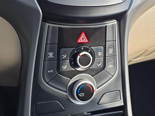 2016 Hyundai ELANTRA Vehicle Photo in Pleasant Hills, PA 15236