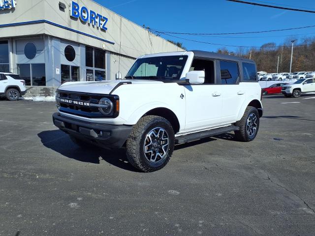 2023 Ford Bronco Vehicle Photo in WAYNESBURG, PA 15370-8079