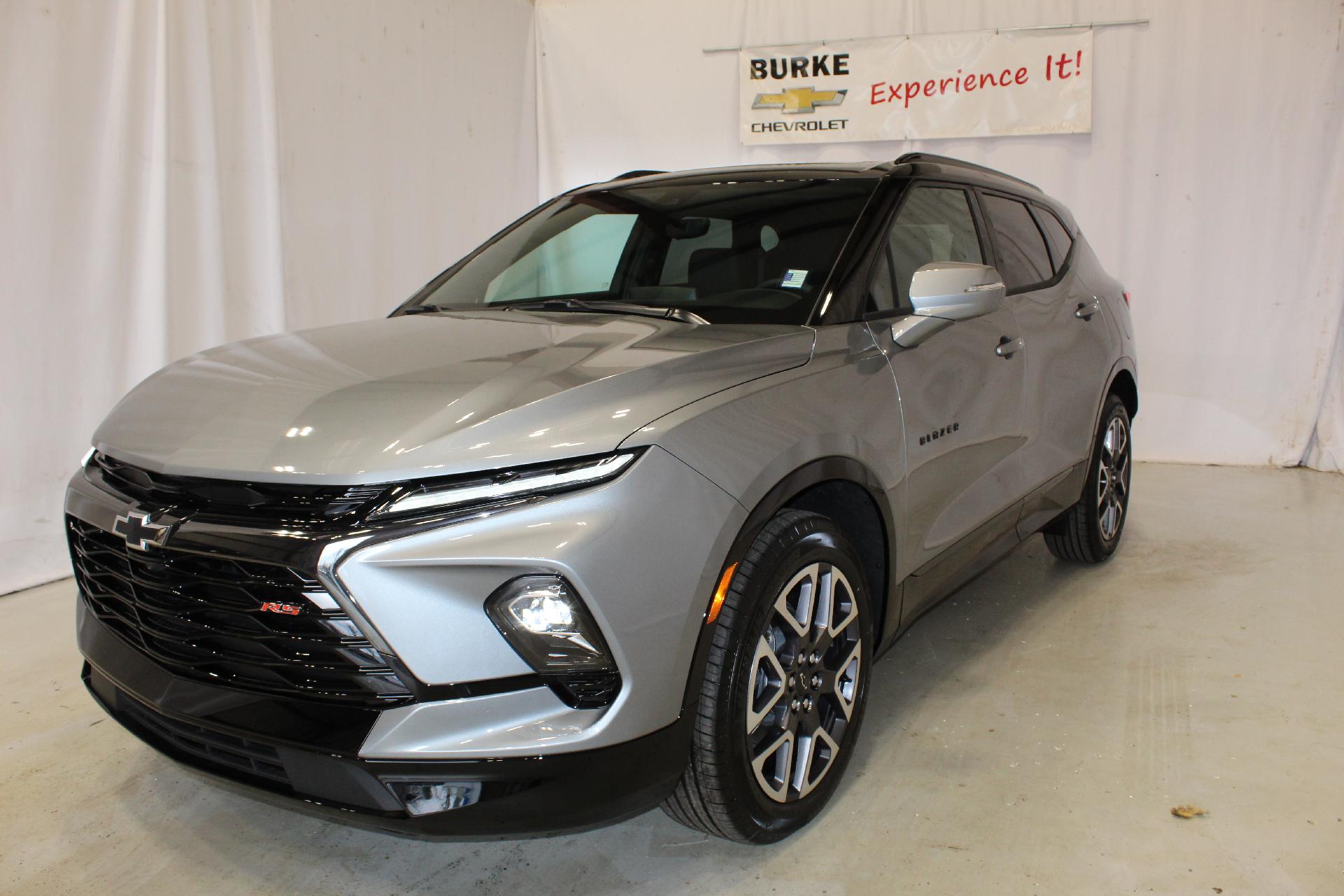 2026 Chevrolet Blazer Vehicle Photo in NORTHAMPTON, MA 01060-1120