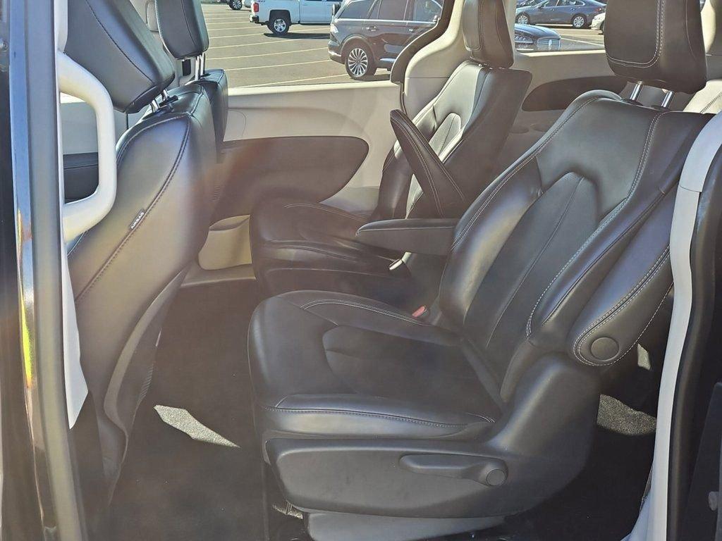 2023 Chrysler Pacifica Vehicle Photo in Cedar Rapids, IA 52402